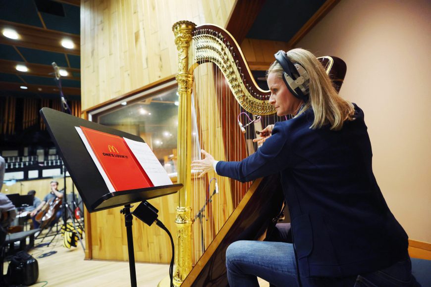 London, Angel Studios: As Pageant Partners of Her Majesty The Queen’s Platinum Jubilee, McDonald’s has teamed up with the Royal Philharmonic Orchestra to re-create its iconic jingle. Part of the brand’s one’s lovin’ it campaign, the updated jingle was arranged and orchestrated by Cliff Masterson and performed by a 35-strong ensemble featuring brass, strings, percussion, and woodwind to create a regal version exclusively for the Bank Holiday week.