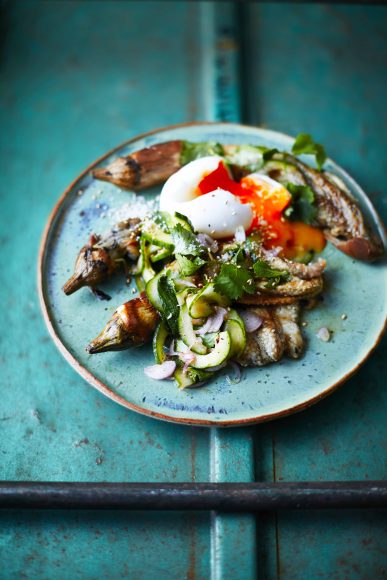 TR_SMOKEY_AUBERGINE_PICKLED_CUCUMBER_SESAME_SALAD_AND_RUNNY_EGG_0186