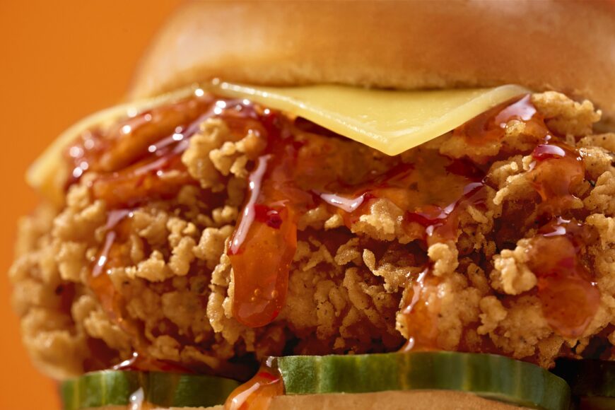Popeyes Hot Honey Campaign - Macro - Sandwich 03