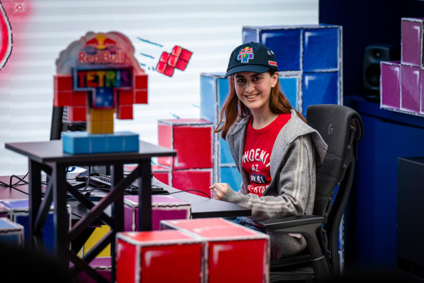 Eve ‘EvesyLive’ celebrates during the Red Bull Tetris UK Final, London, United Kingdom on 15th November 2025 // Mark Roe / Red Bull Content Pool // SI202511170378 // Usage for editorial use only //
