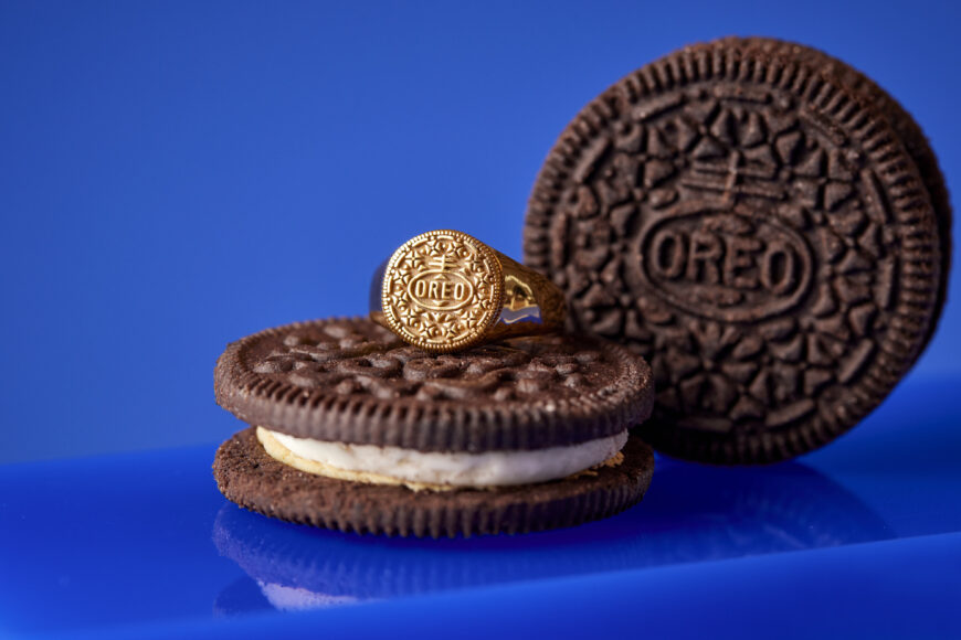 THP_CAPTIONED_OREO_20