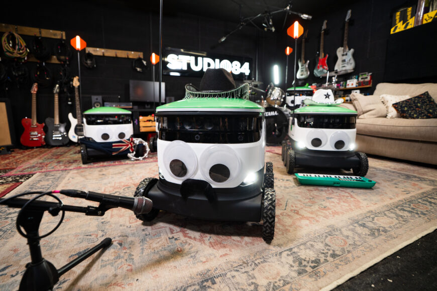 Robo-choir rehearsal 1 (landscape)