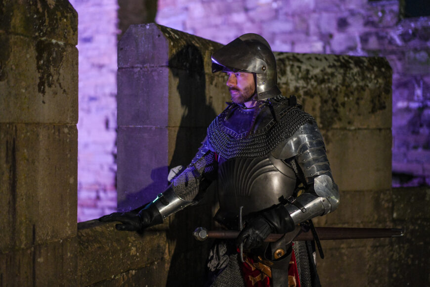 WARWICK CASTLE'S GOOD KNIGHTS SLEEP (11)
