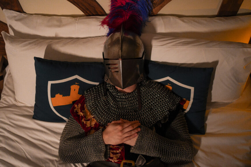 WARWICK CASTLE'S GOOD KNIGHTS SLEEP (2)