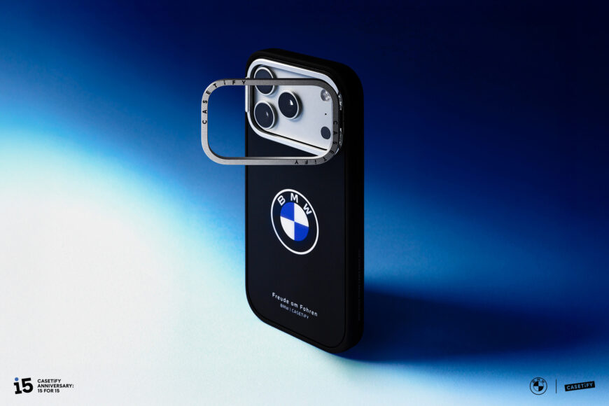 Copy of 05_PR_BMW Collectible Aluminium Ring Stand Case