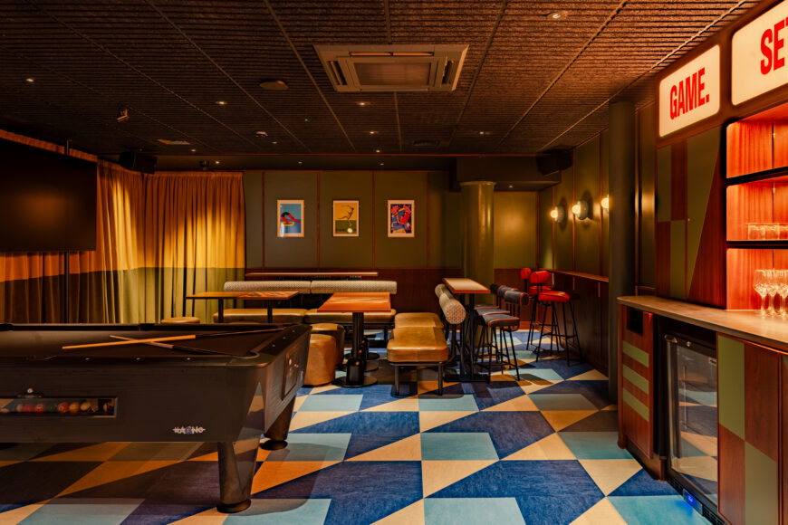 KERB Sports Bar- HR-19