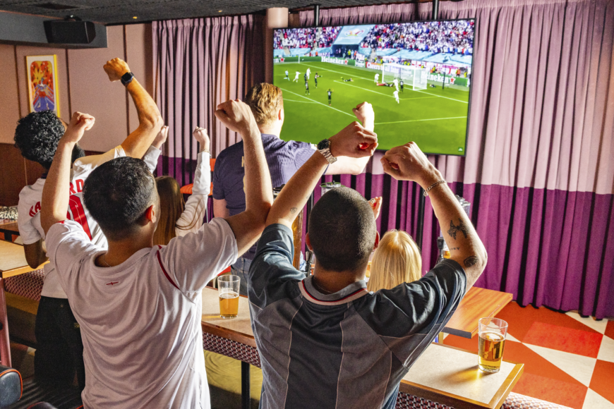 Kerb Sports Bar - HR-3