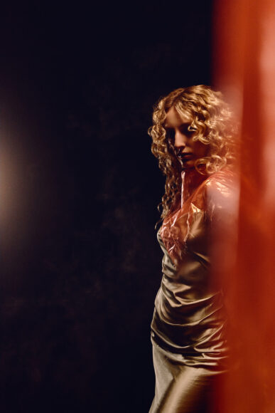 LolaBates_LoveandPower_HighRes_Promo_04 (1)