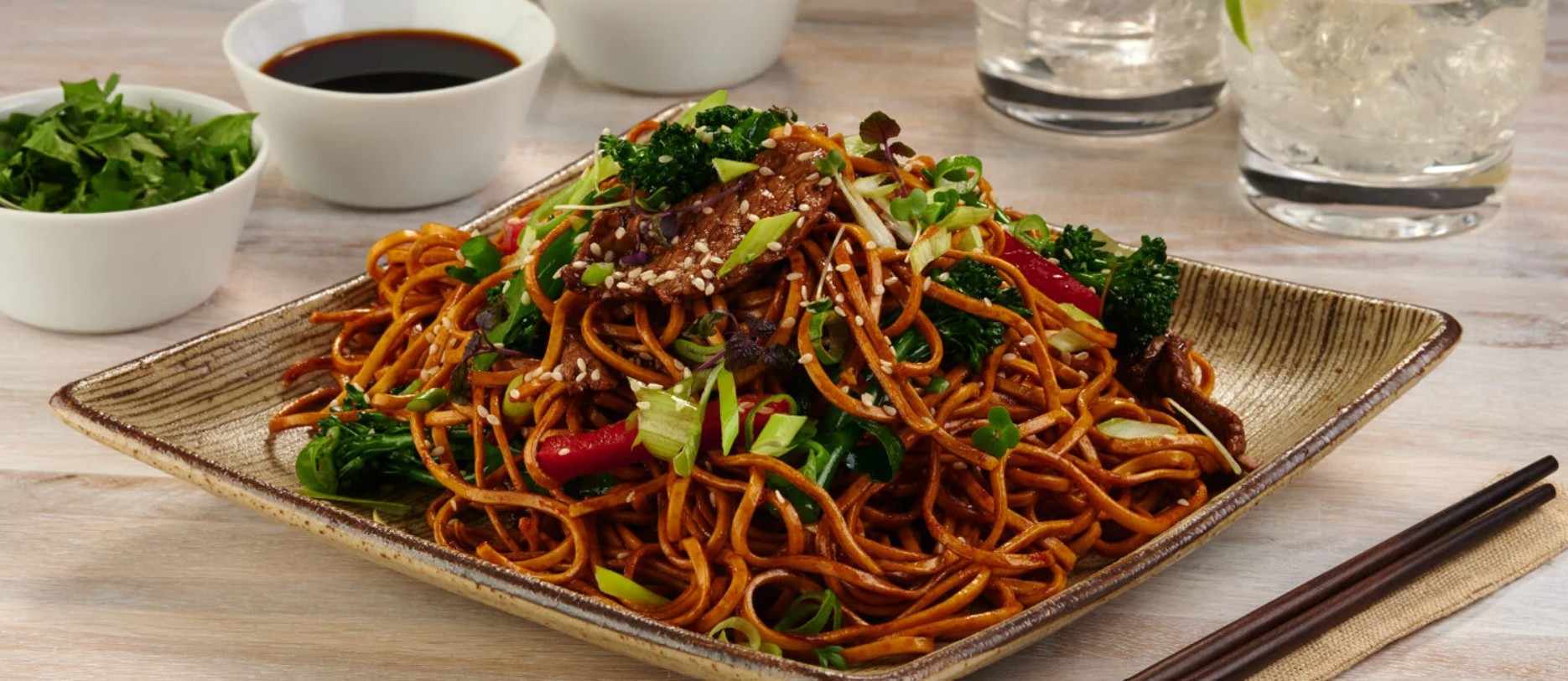 LUCKY BOAT TEAMS UP WITH CHIN AND CHOO FOR EXCLUSIVE CHINA STAR DINNER TAKEOVER IN EDINBURGH!