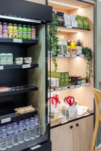 early-bees-commercial-interior-hr-9