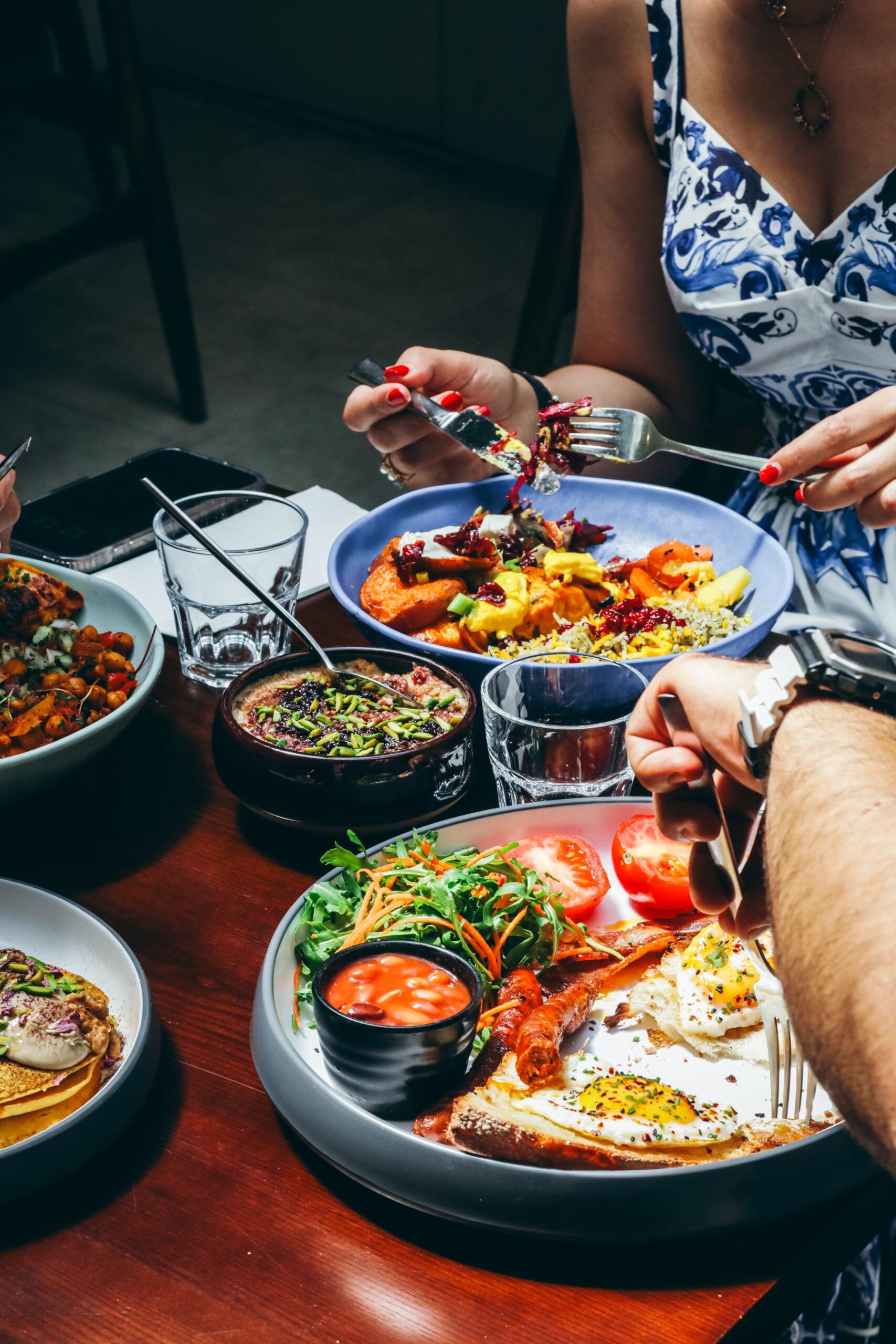COUNTER BY NAROON BRINGS PERSIAN BRUNCH, PROTEIN-PACKED BOWLS AND GRAB-AND-GO DINING TO FITZROVIA
