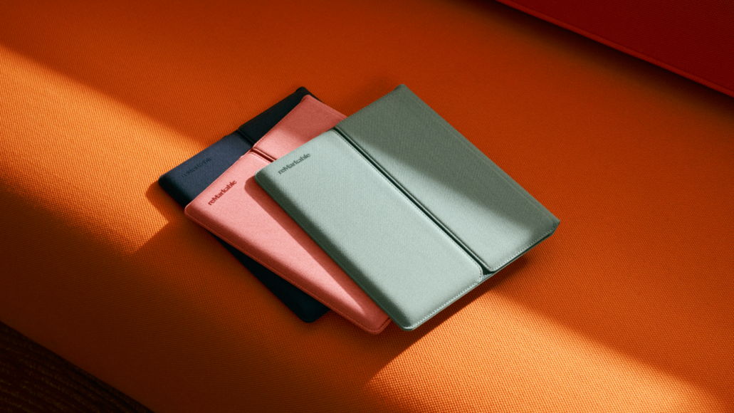 reMarkable_Paper_Pure_In_use_Folios