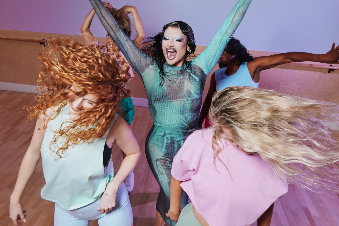 DANNY BEARD LAUNCHES ‘HAIROGRAPHY’ TO TRANSFORM BRITAIN’S HAIR WASH ROUTINE - Health & Beauty