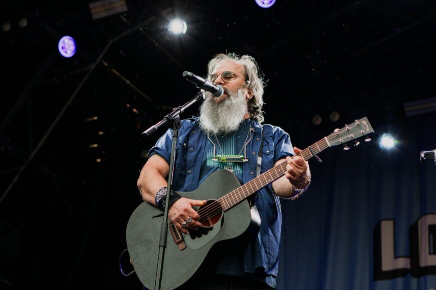 TLR26_NiamhLouise_SteveEarle_505A2948 (Medium)